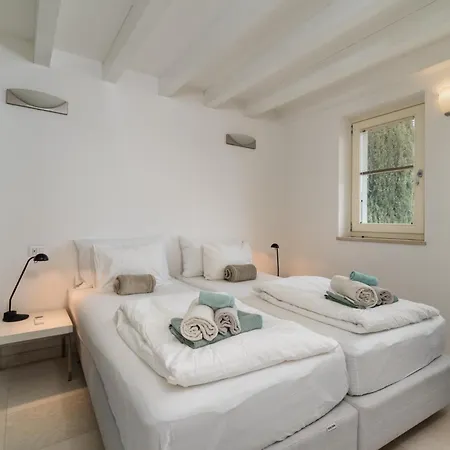 Oleandri, Con Piscina Privata E Vista Bogliaco