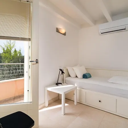 Oleandri, Con Piscina Privata E Vista *